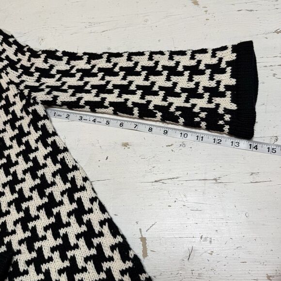 525 America Cardigan Sweater S Black And White Houndstooth Large Button Down - Picture 13 of 14